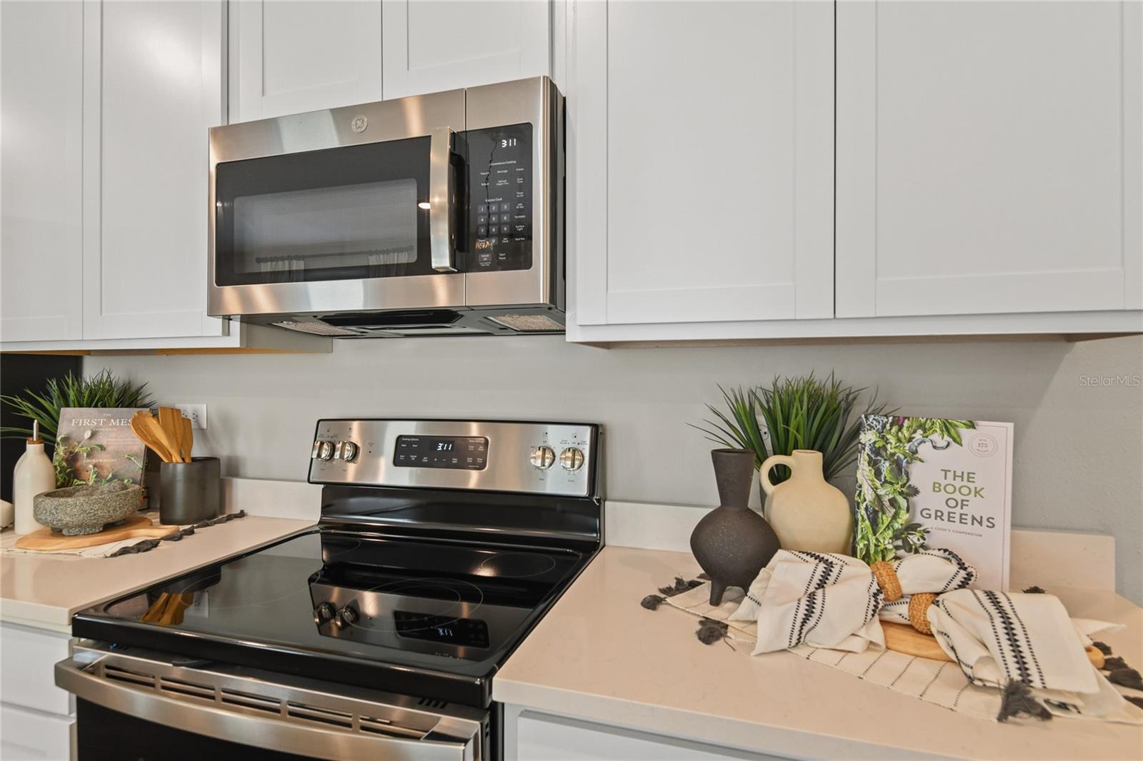 5862 Sunlit Bend Way Property Photo 6