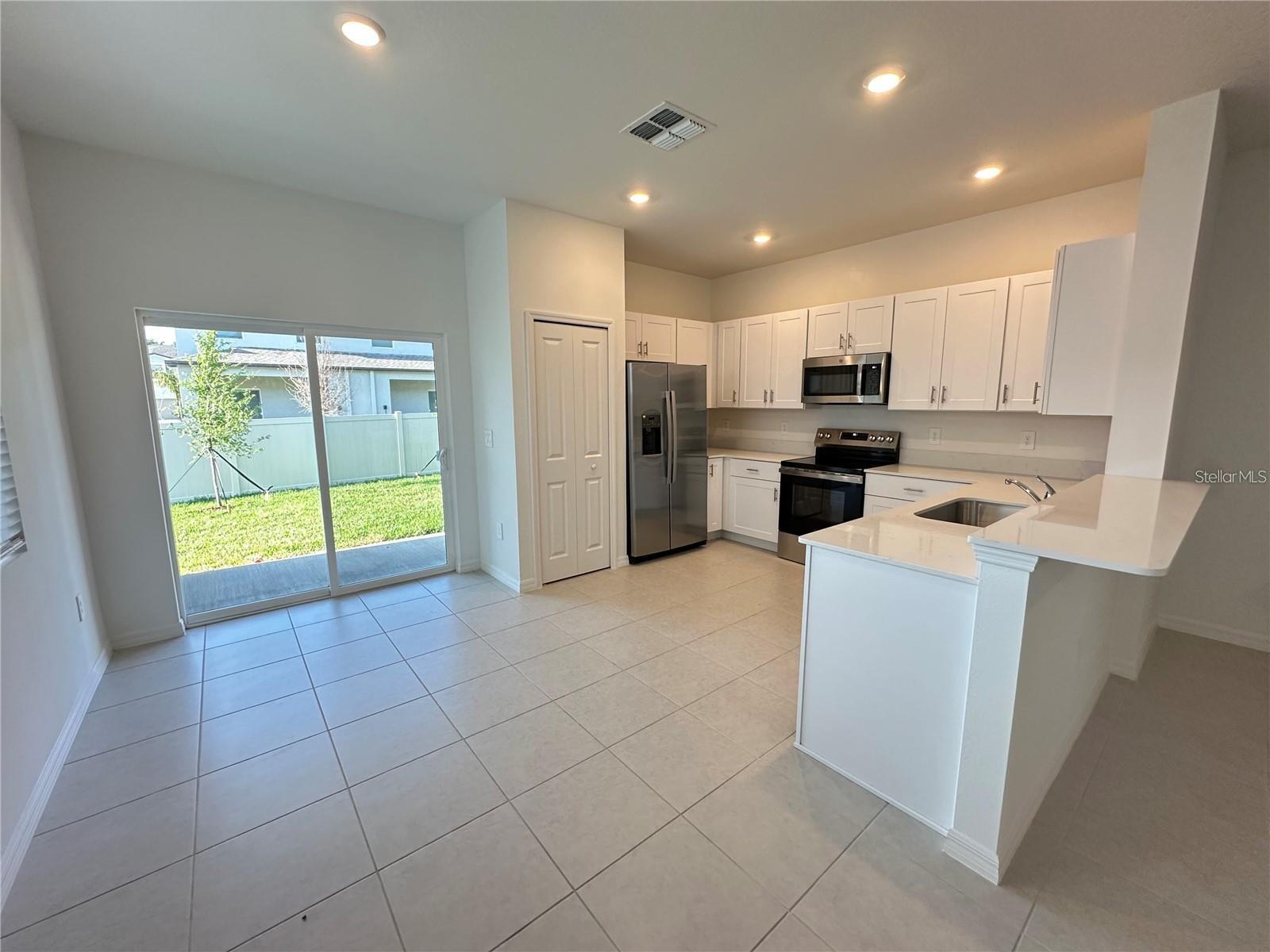 2655 Buttercup Lucine Ln Property Photo 7