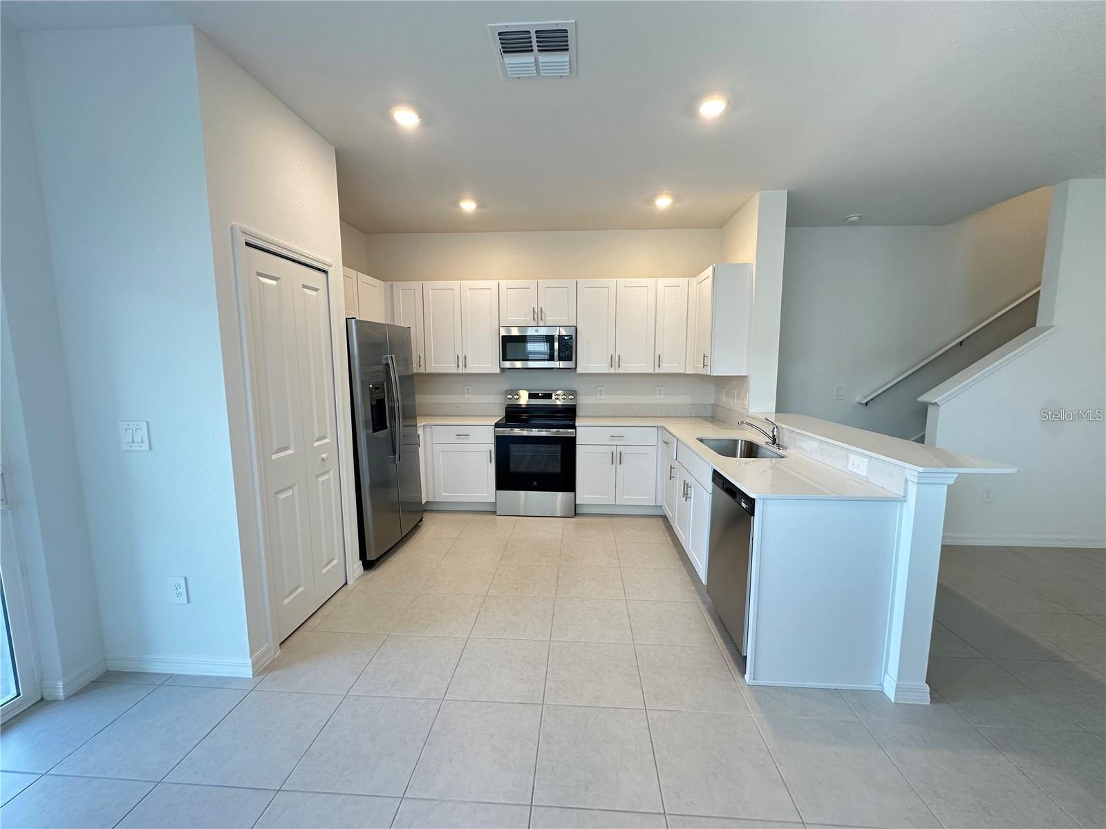 2655 Buttercup Lucine Ln Property Photo 9