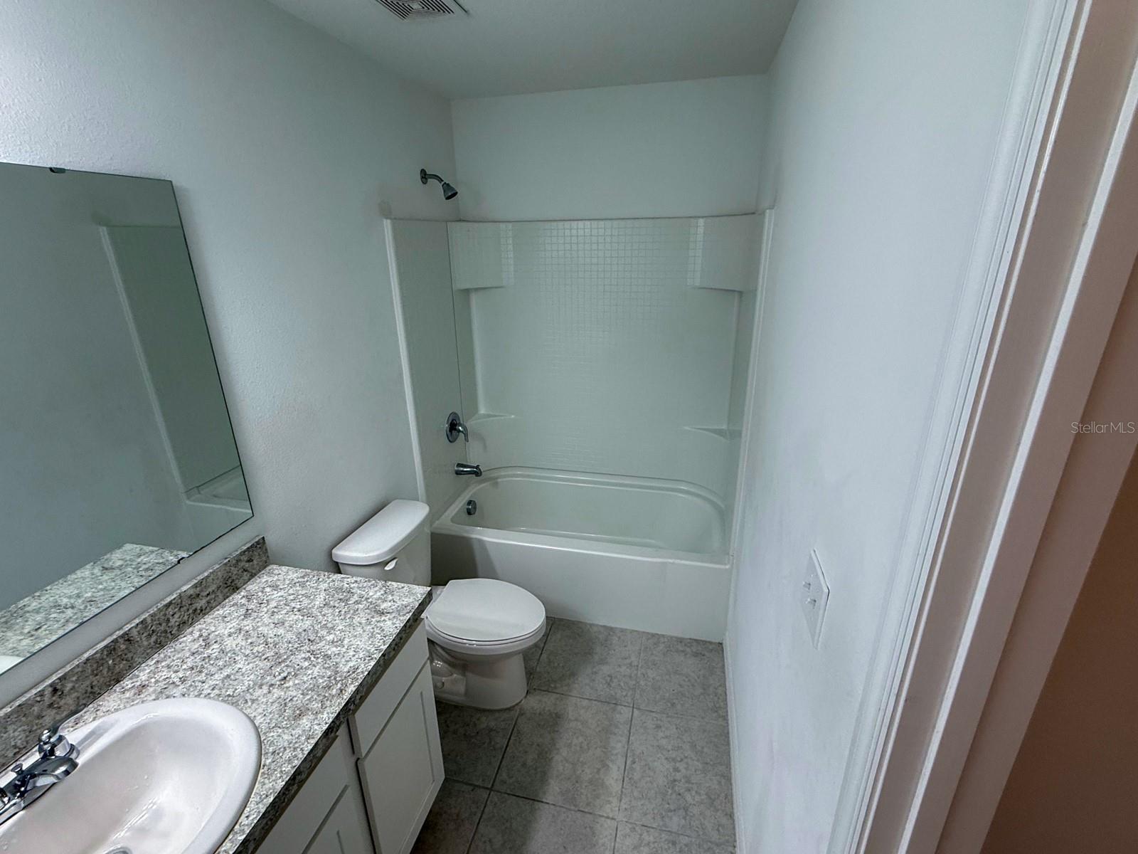 S5151500 Property Photo 24