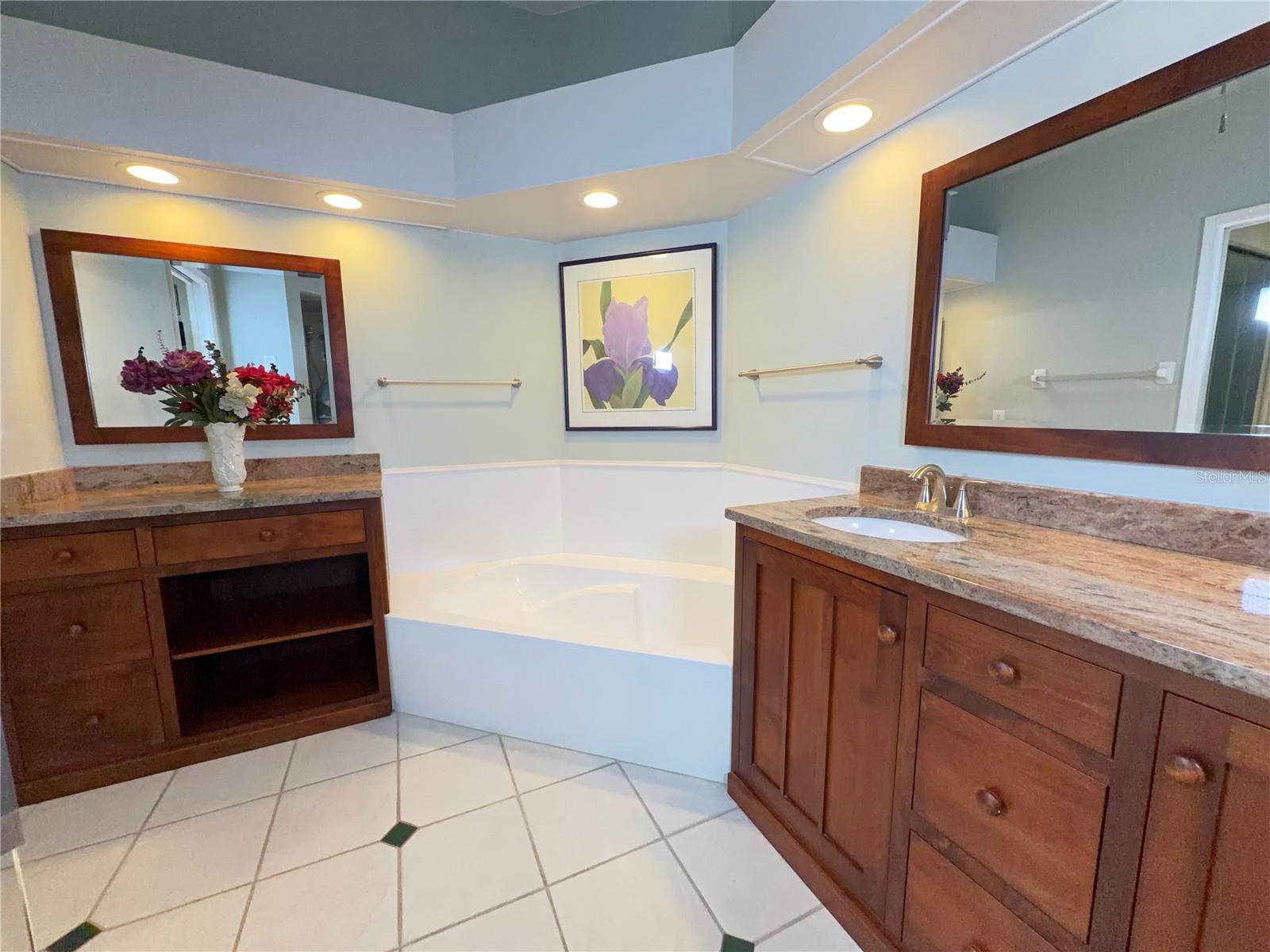5813 Merion Way #5813 Property Photo 23