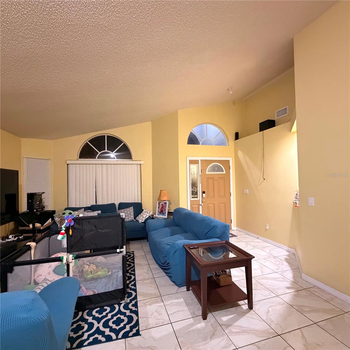 12697 Enclave Dr Property Photo 6