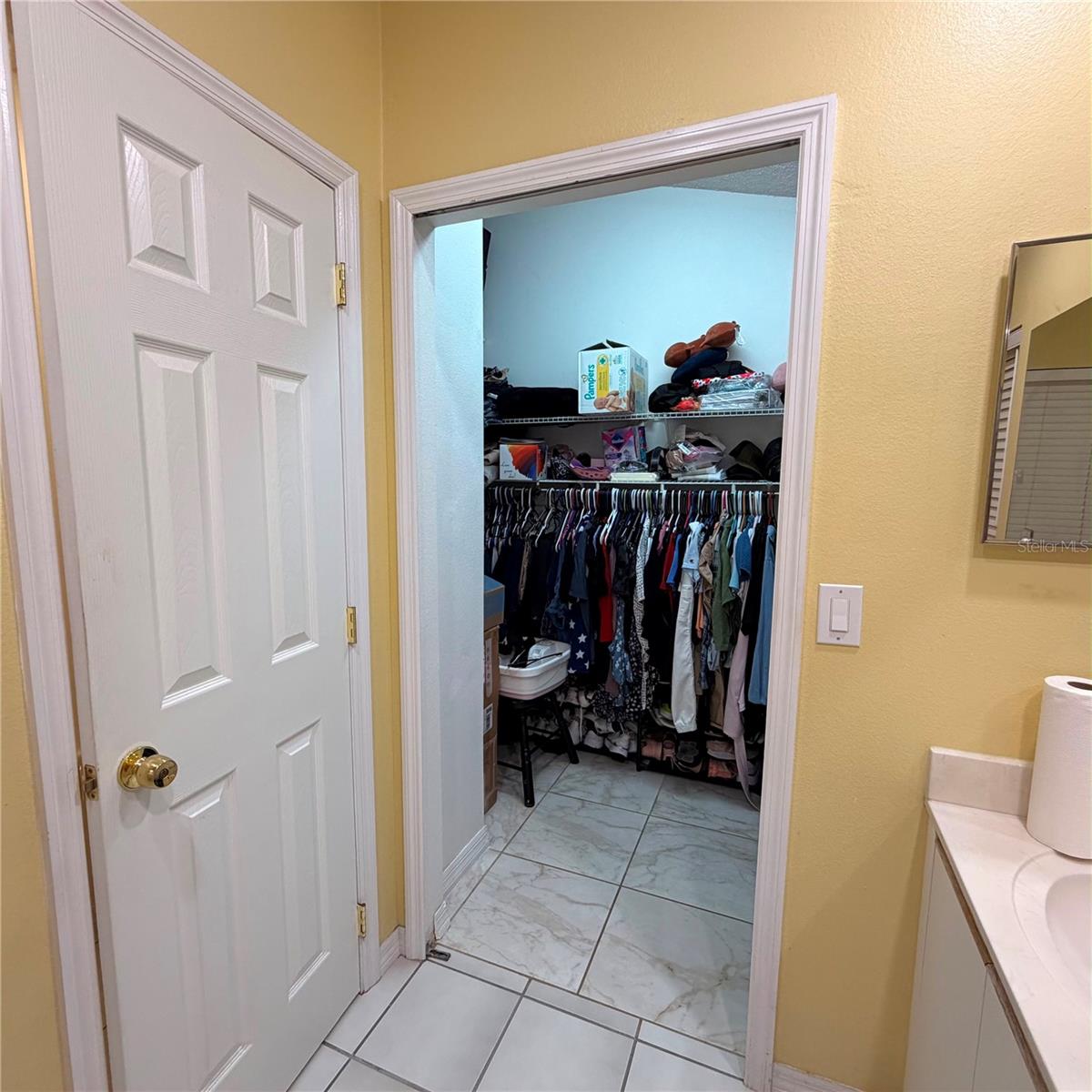 12697 Enclave Dr Property Photo 13