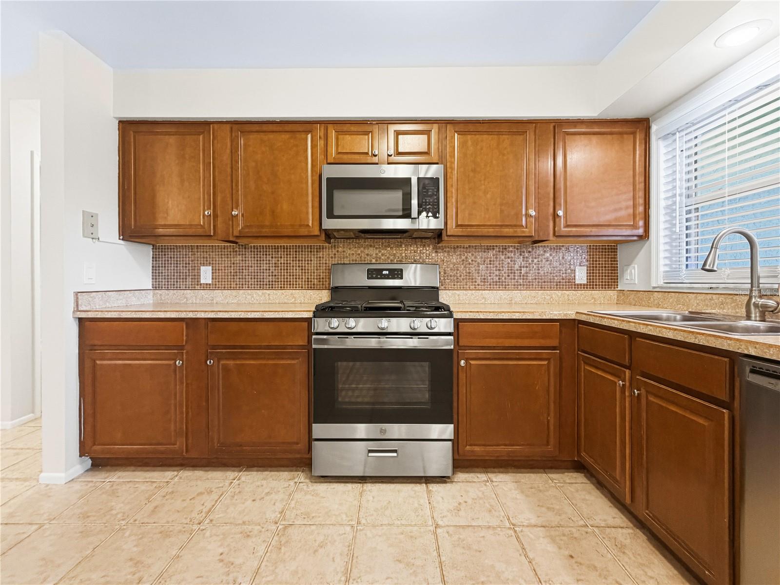 2658 Ceram Ave Property Photo 8