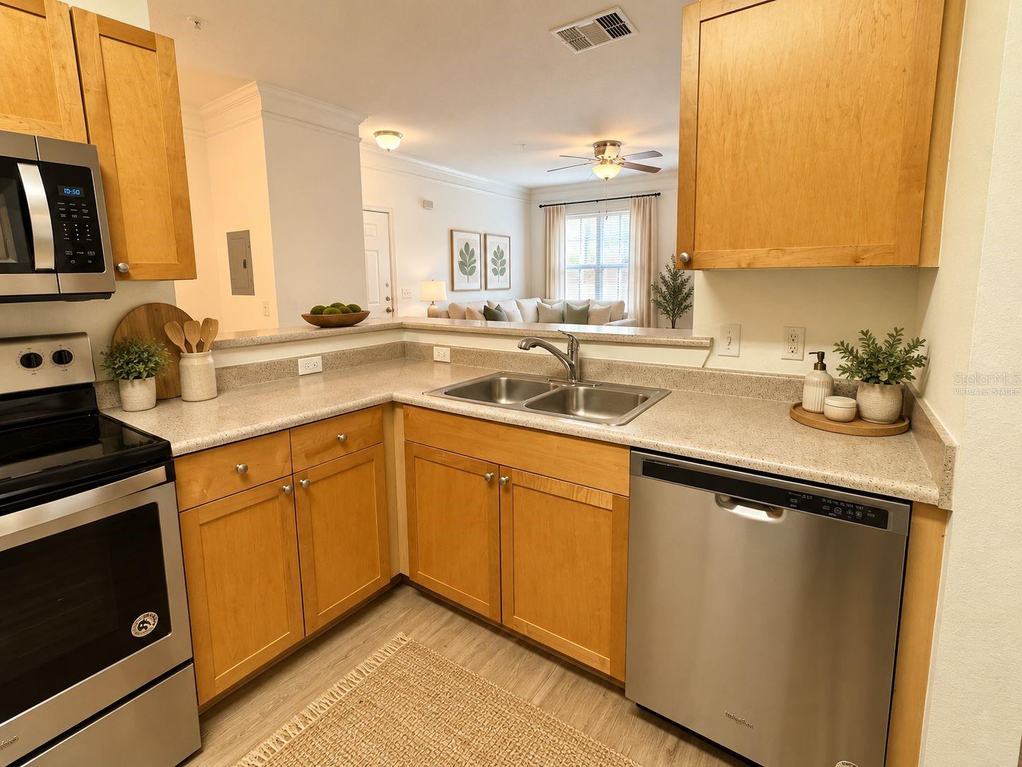 8848 Villa View Cir #203 Property Photo 16