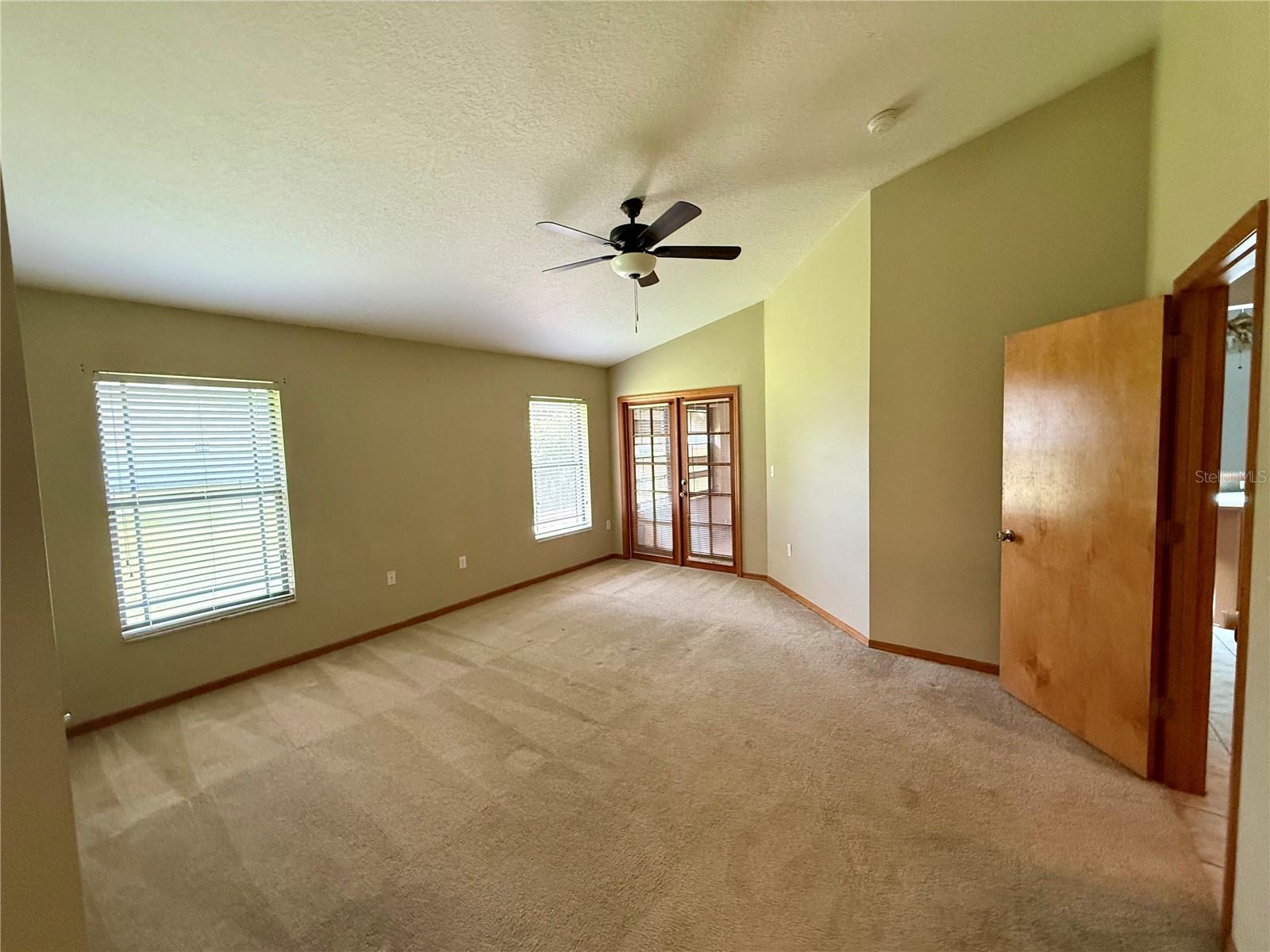 4843 Calasans Ave Property Photo 14
