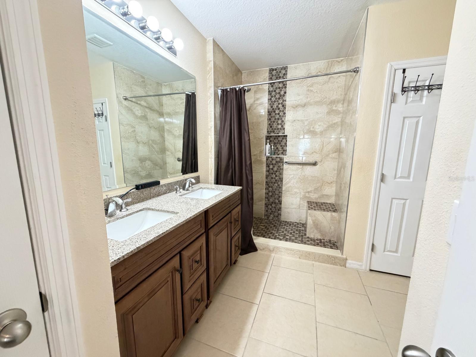 4808 Rockvale Dr Property Photo 16