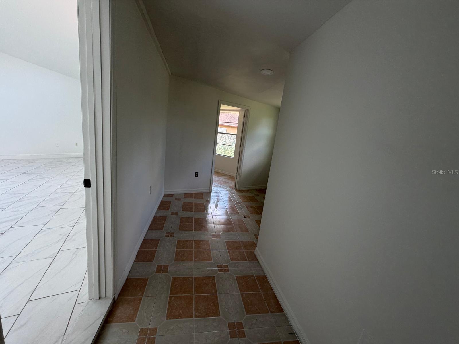 2356 Royale Oaks Blvd Property Photo 26