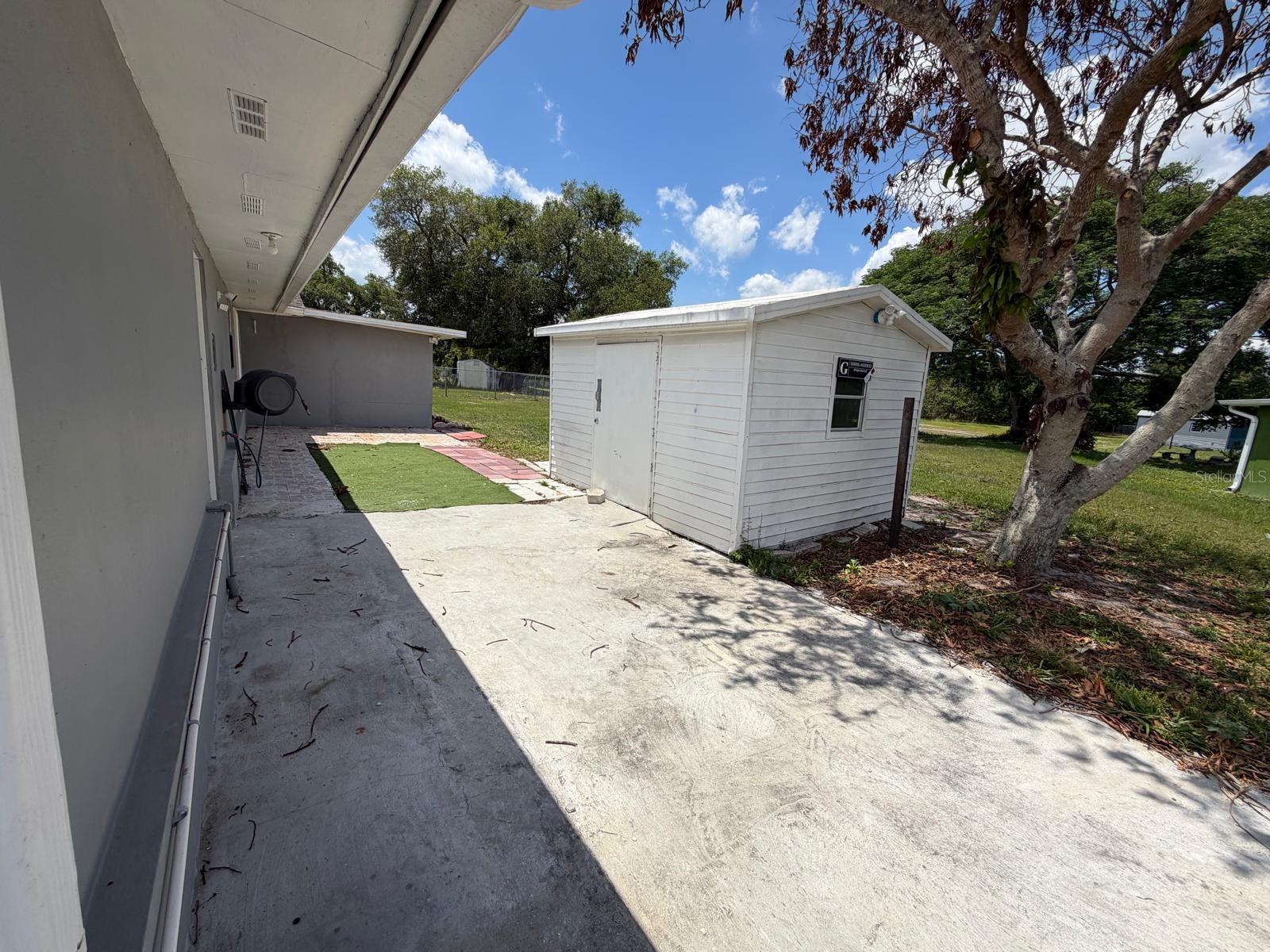 2356 Royale Oaks Blvd Property Photo 27