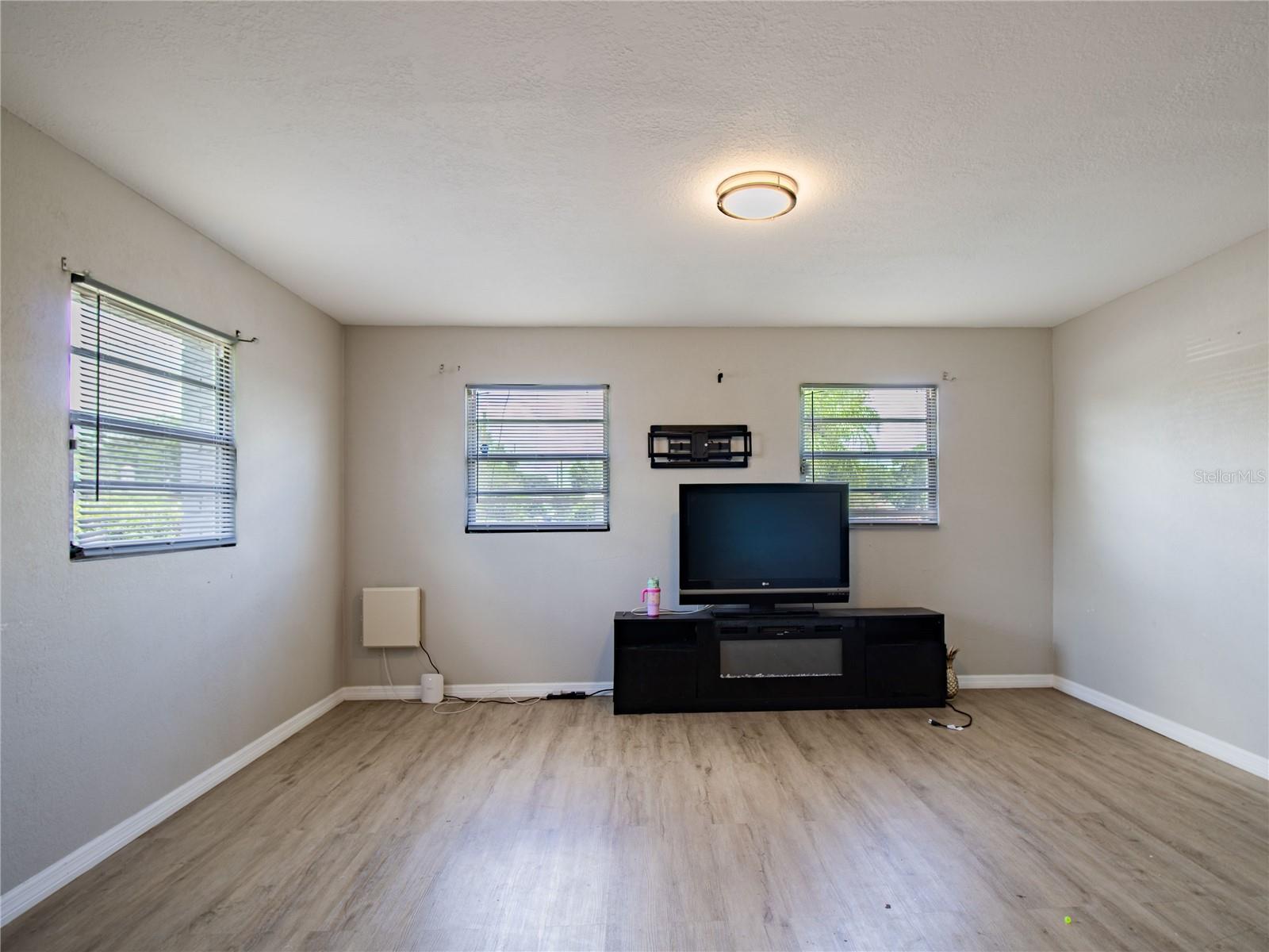 1125 Avenue L Property Photo 16