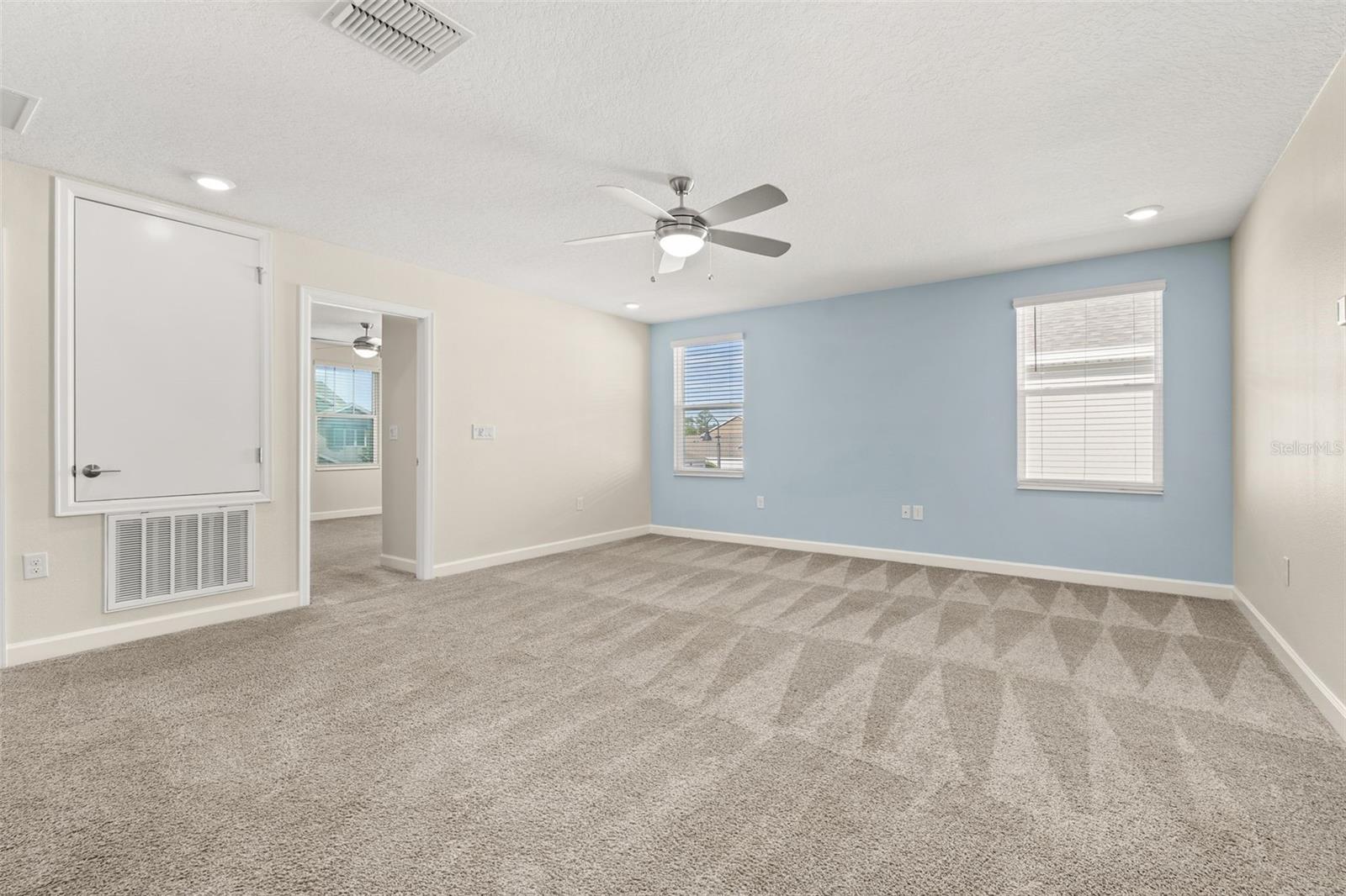 4935 Chase Ct Property Photo 25