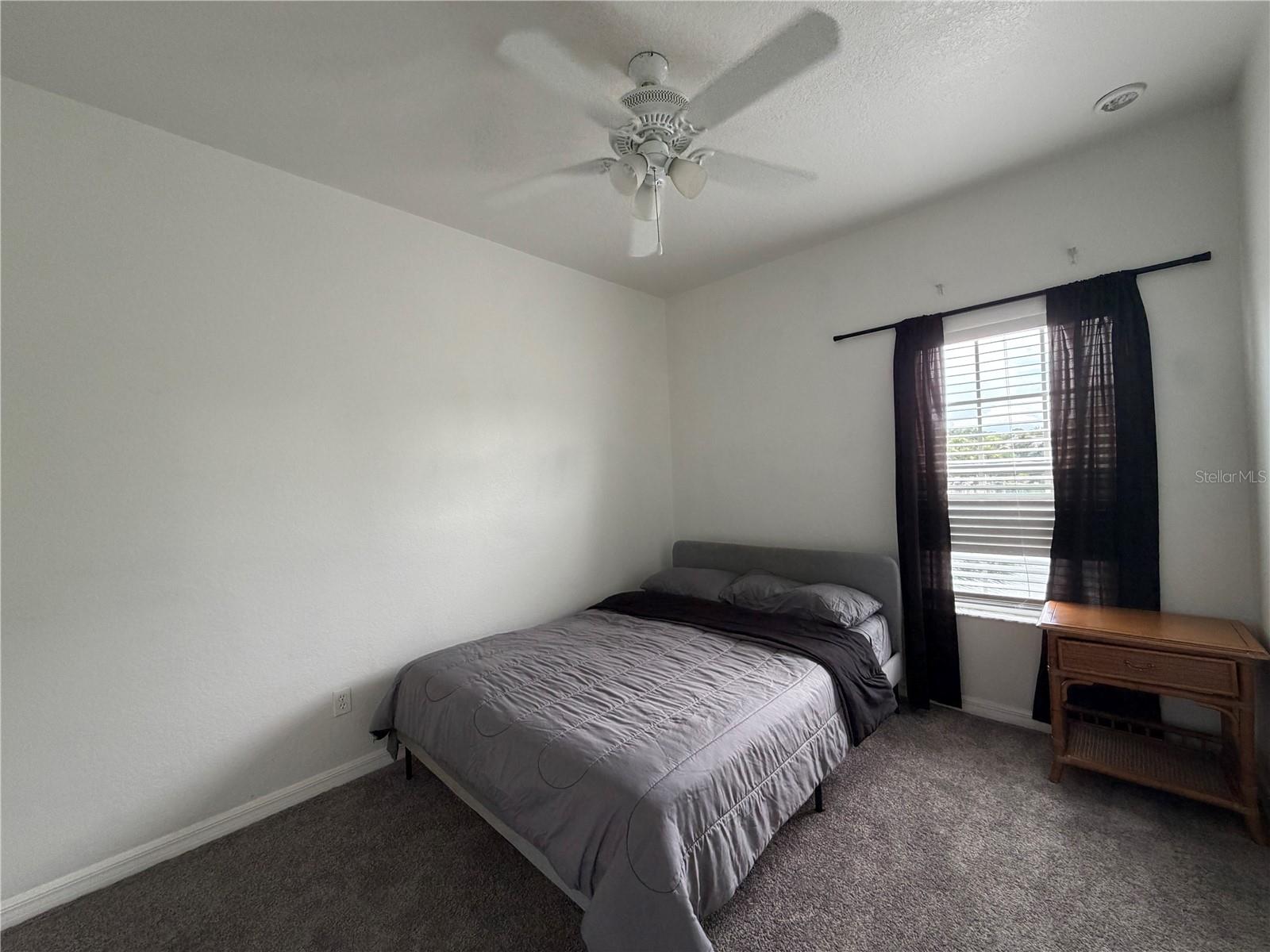 2425 Caravelle Cir Property Photo 17