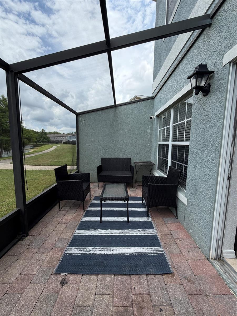 2425 Caravelle Cir Property Photo 26