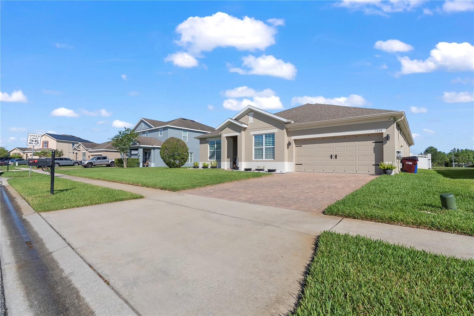 3534 Cayugas Loop Property Photo 4