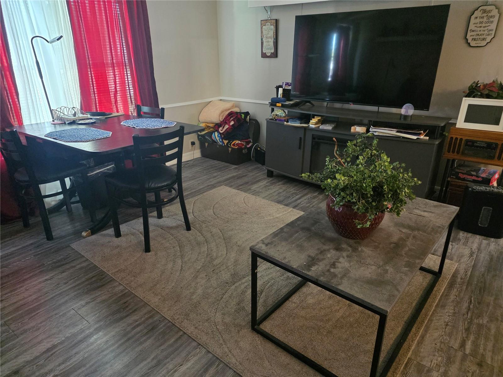 1855 Bramblewood Dr Property Photo 8