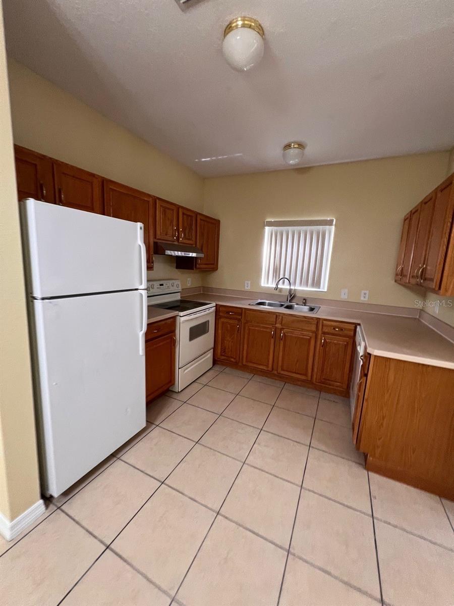 201 Watts Ln #a Property Photo 4