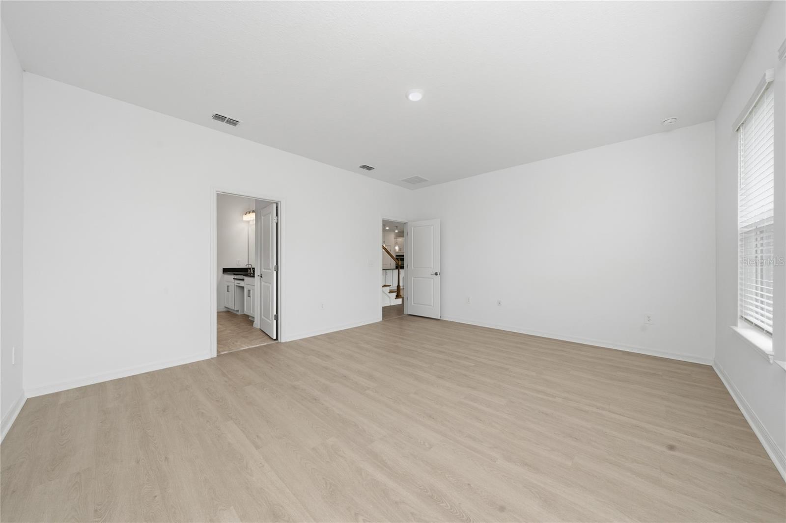 5237 Stone Ridge Pl Property Photo 13