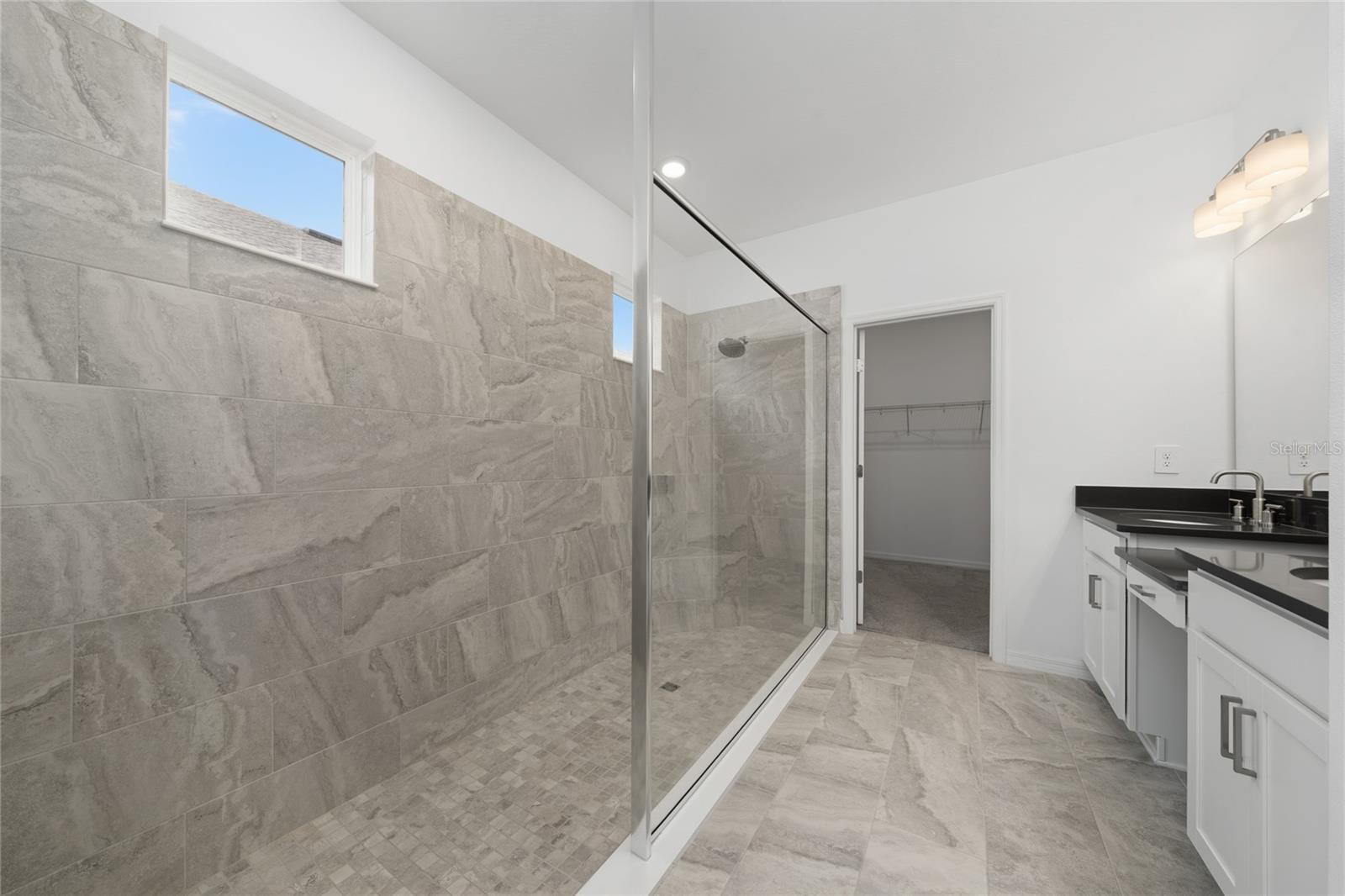 5237 Stone Ridge Pl Property Photo 14