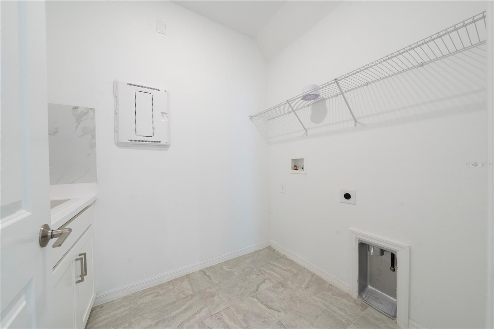 5237 Stone Ridge Pl Property Photo 17