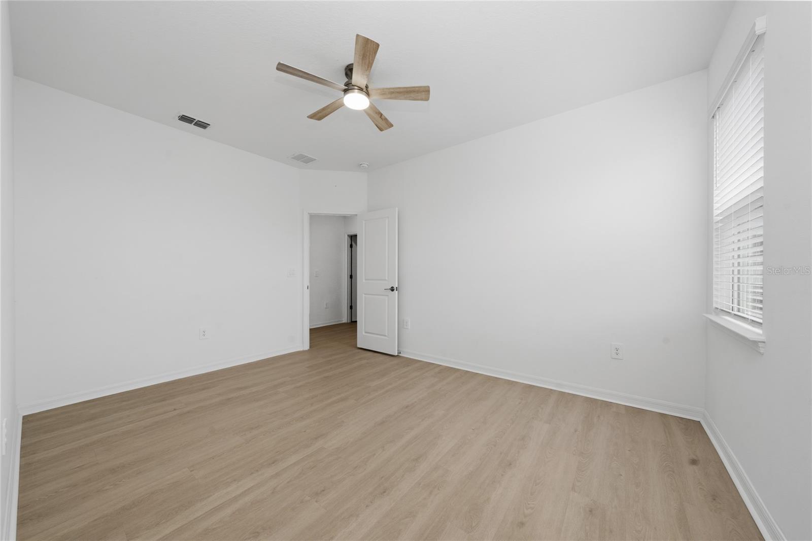5237 Stone Ridge Pl Property Photo 30