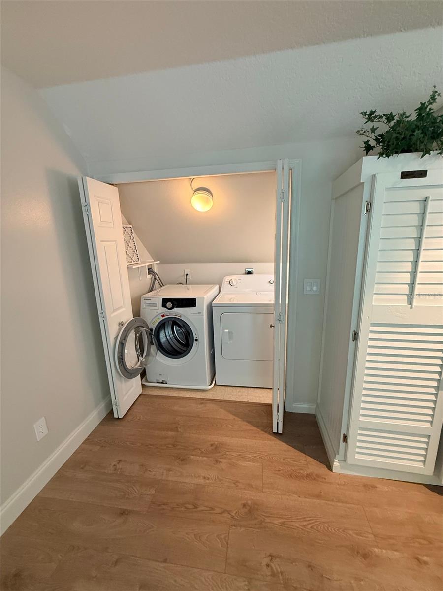 1005 Kestrel Ct #b Property Photo 8