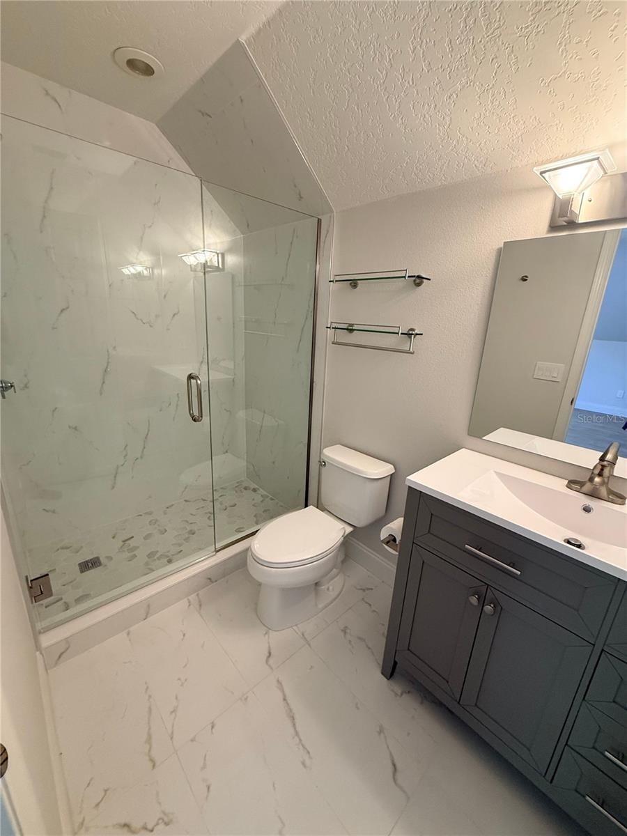 1005 Kestrel Ct #b Property Photo 10