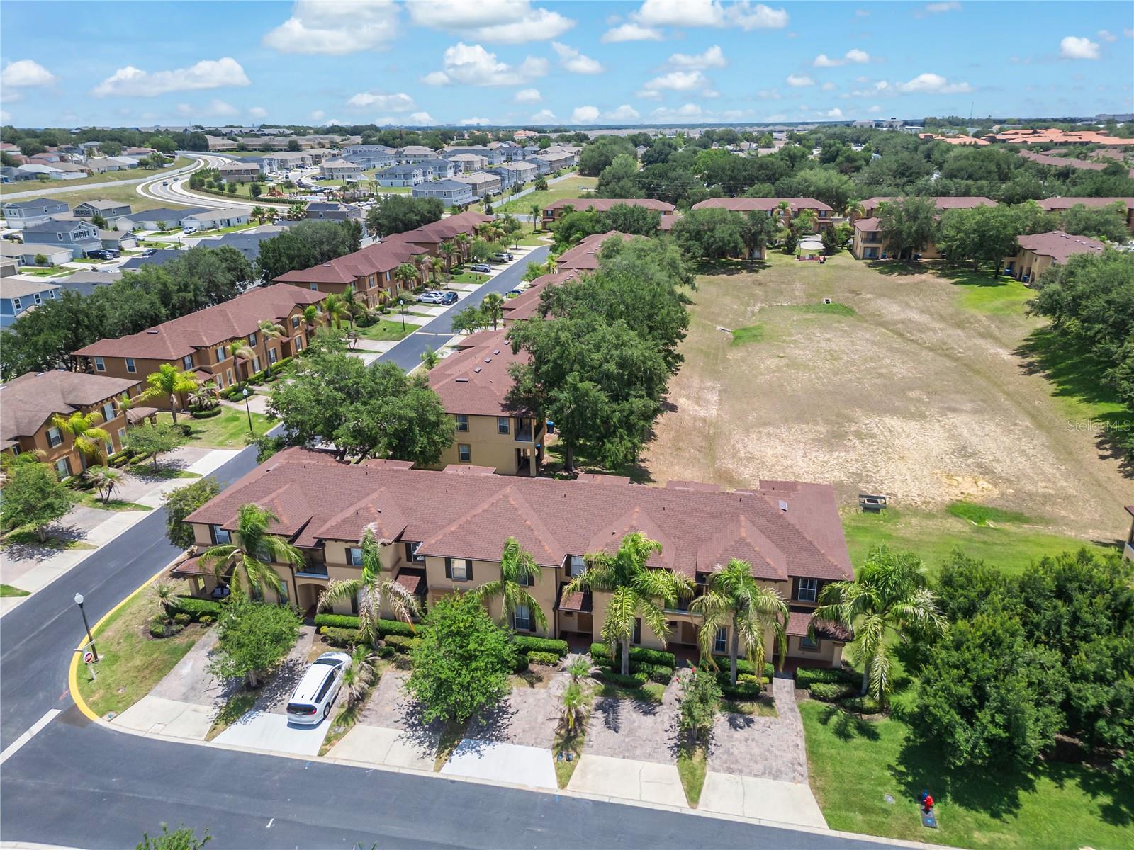226 Bergamo Dr Property Photo 35