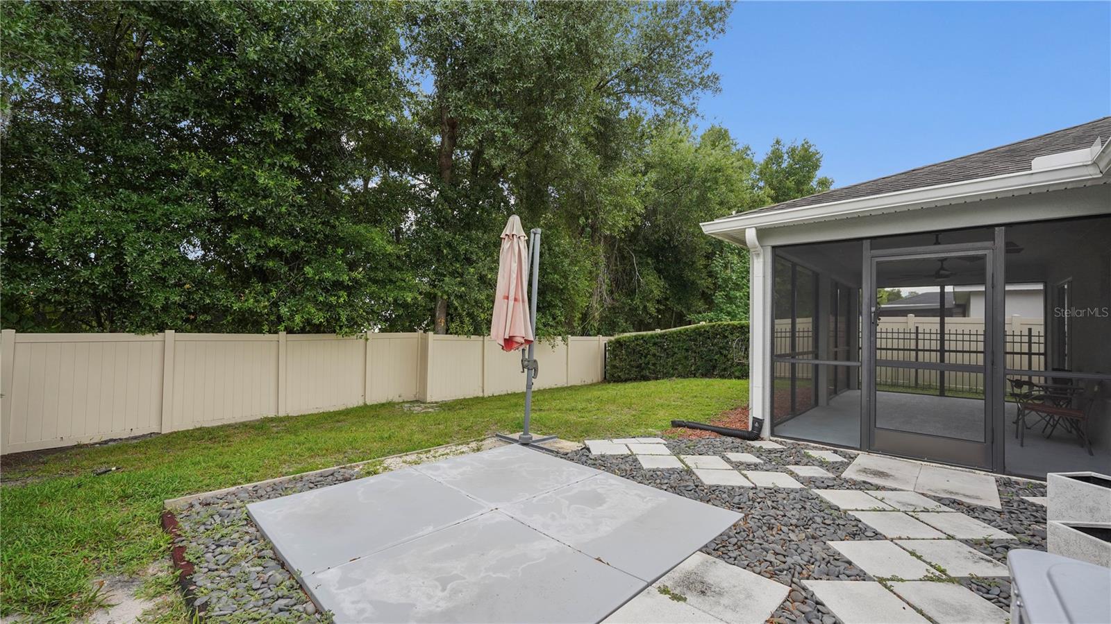 2457 Bulrush Dr Property Photo 24