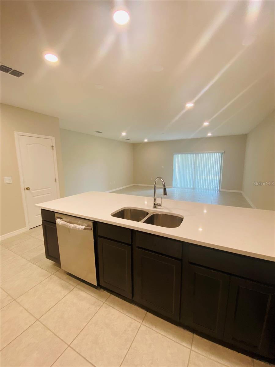4852 Coral Castle Dr Property Photo 10