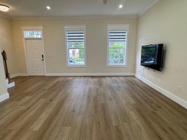 537 Campus St Property Photo 5