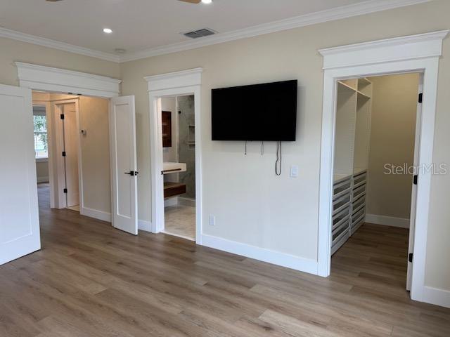 537 Campus St Property Photo 14