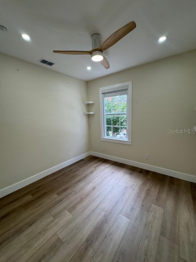 537 Campus St Property Photo 27