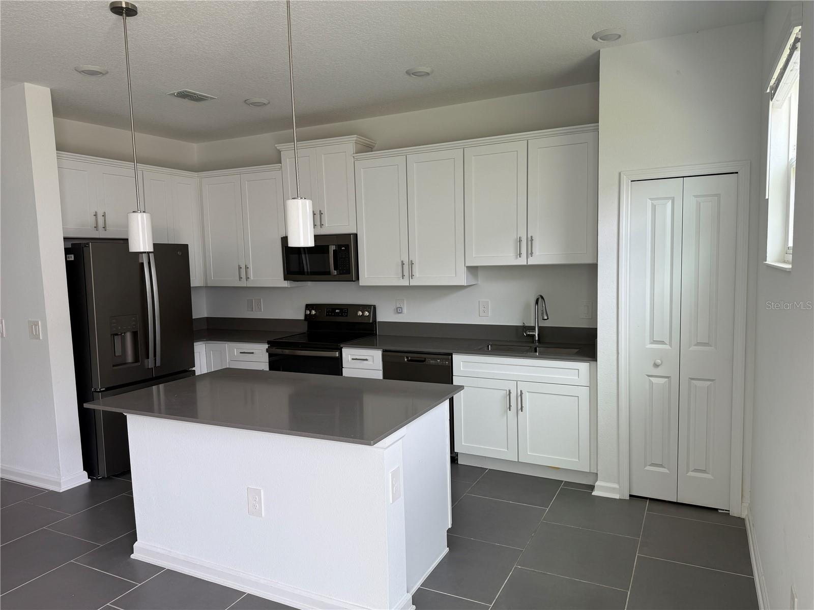 S5151804 Property Photo 10