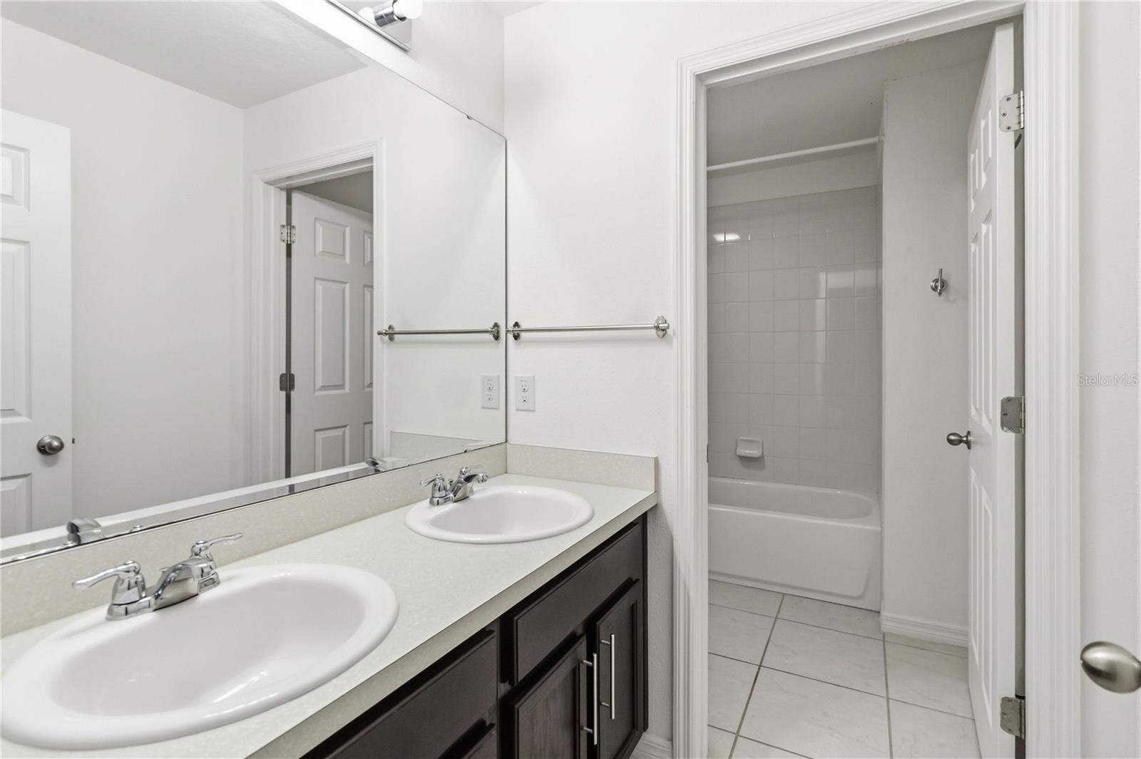 3707 Brambly Ave Property Photo 33