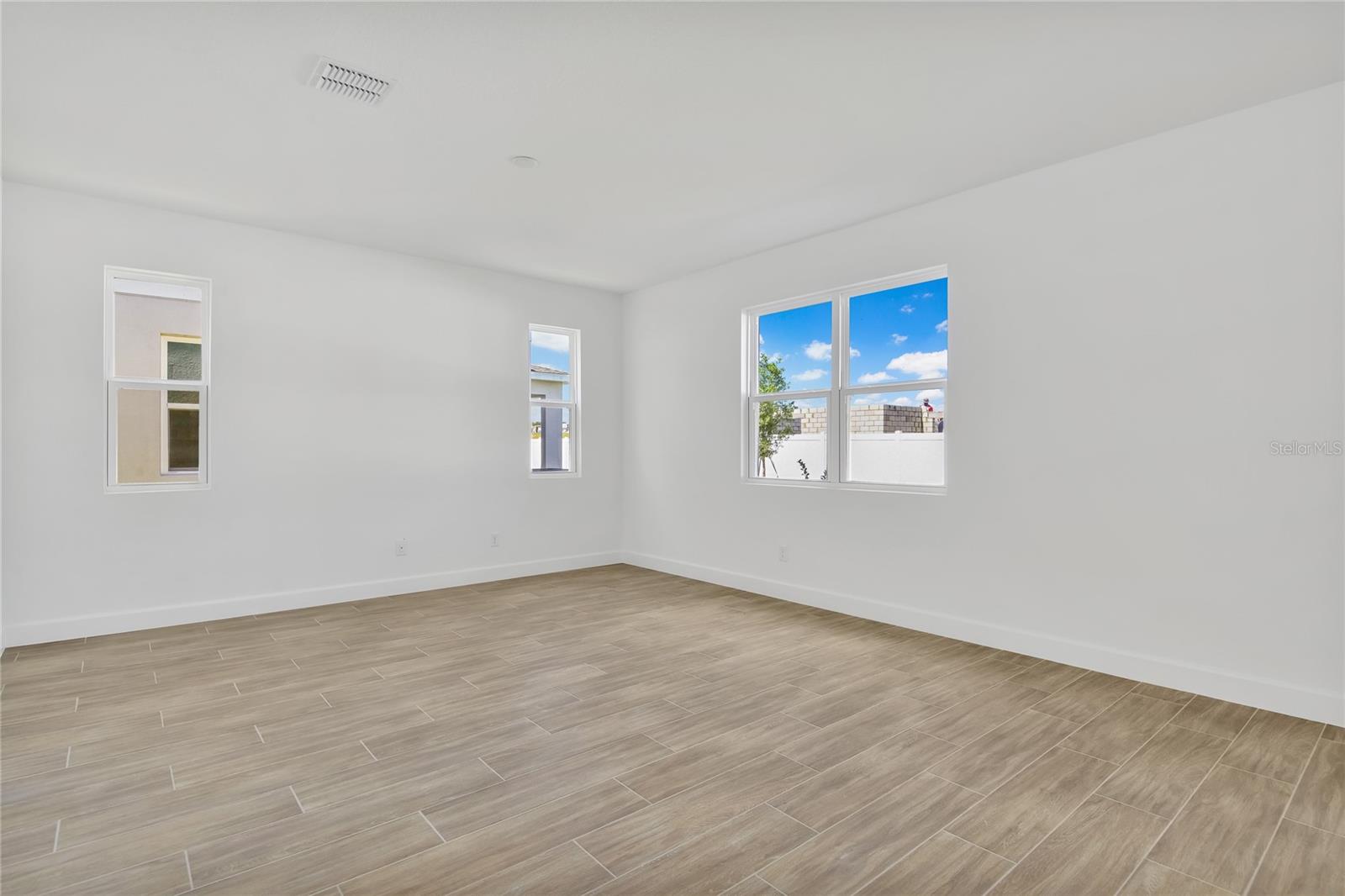 141 Waterstone Loop Property Photo 12