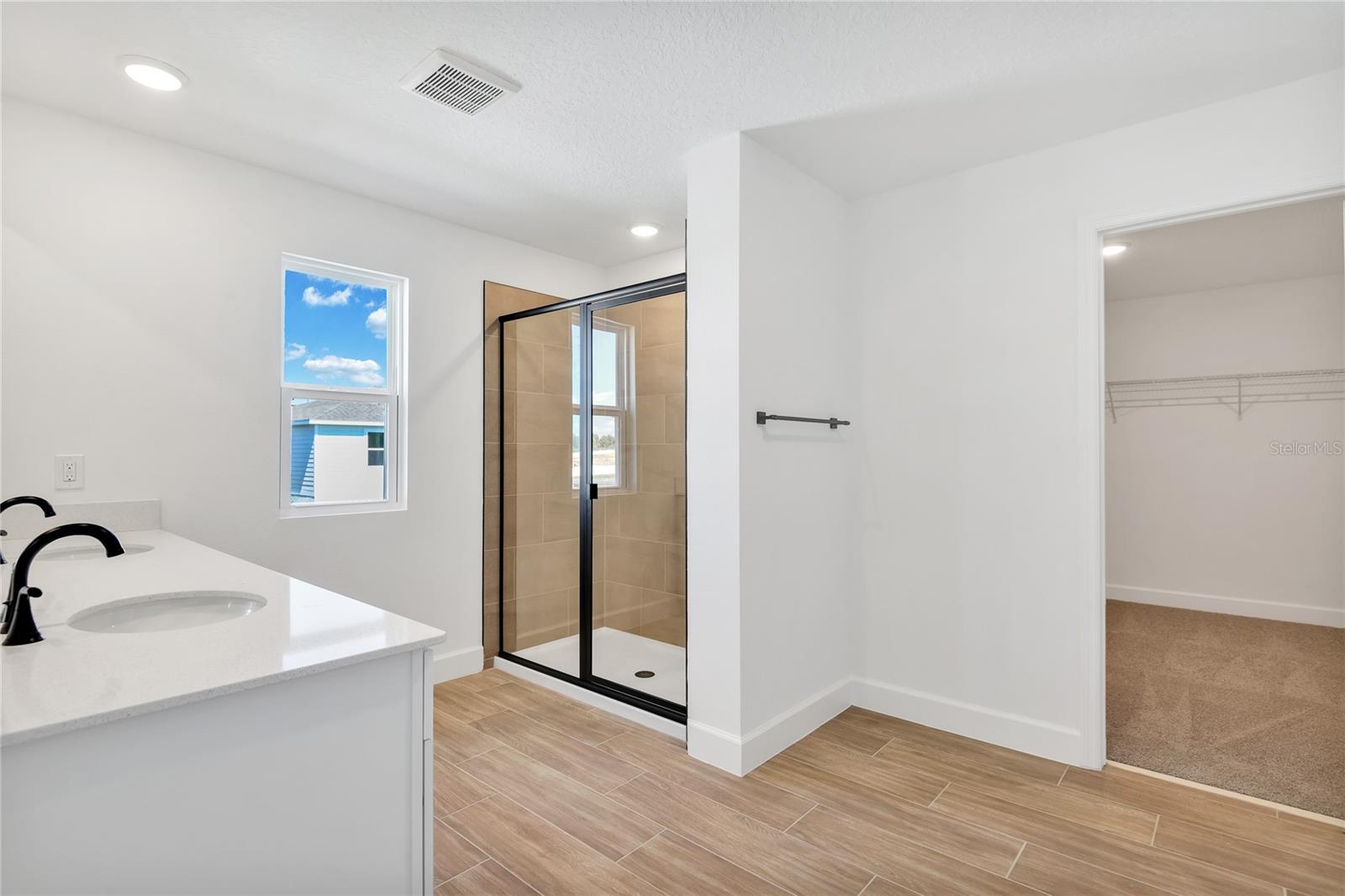 141 Waterstone Loop Property Photo 15