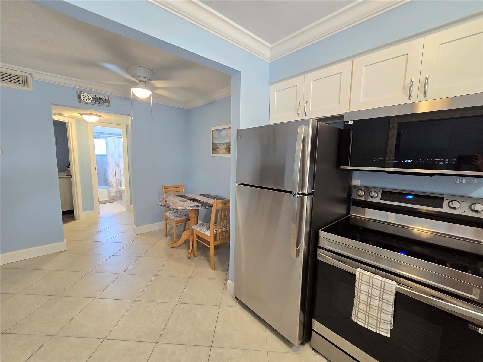 525 73rd Ave #2 Property Photo 17