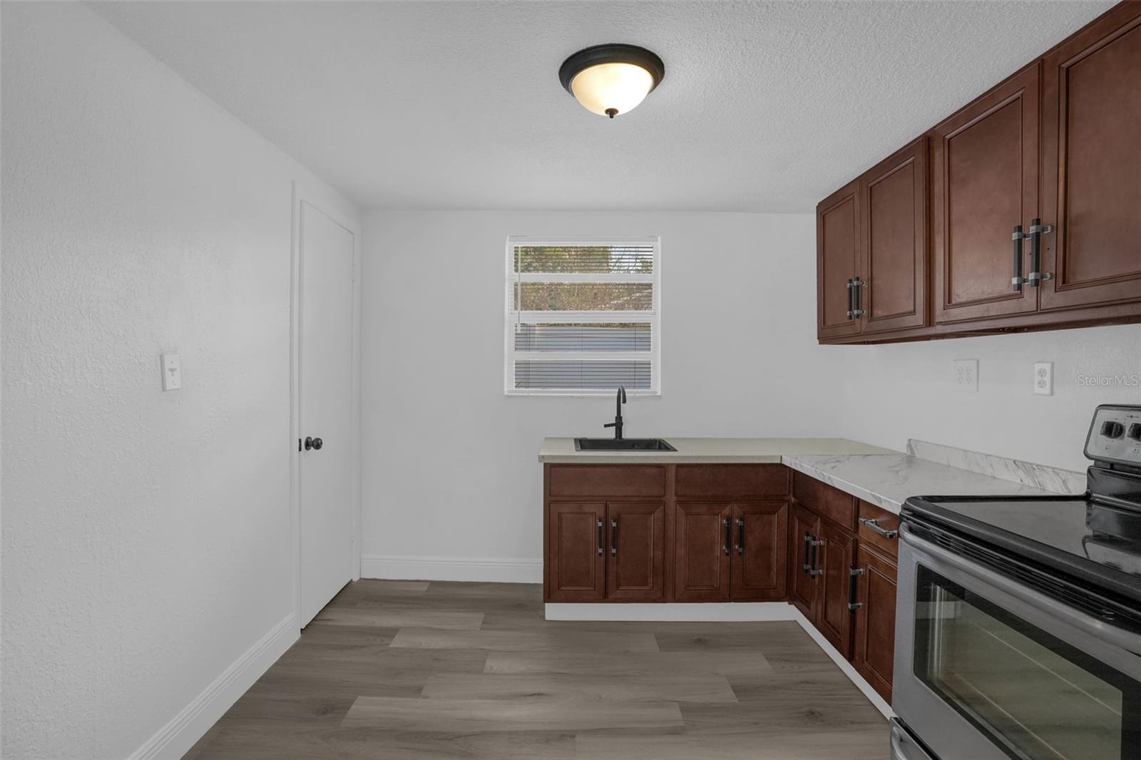 1460 Marvin C Zanders Ave #a Property Photo 13