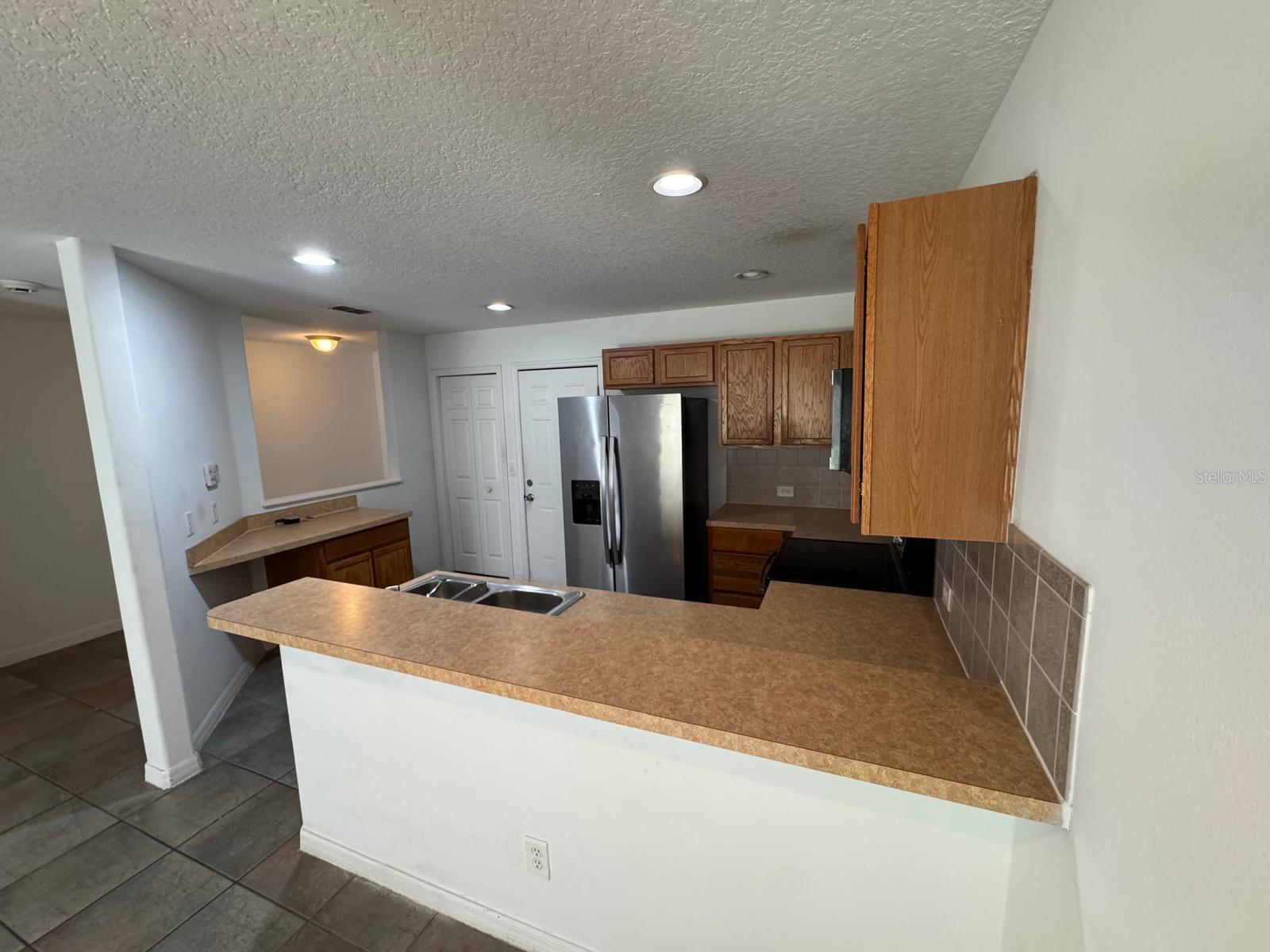 561 Cresting Oak Cir #86 Property Photo 13
