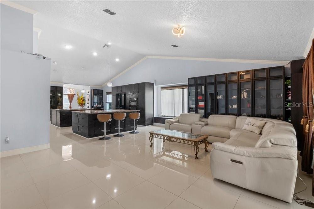 7045 Coral Cove Dr Property Photo 16