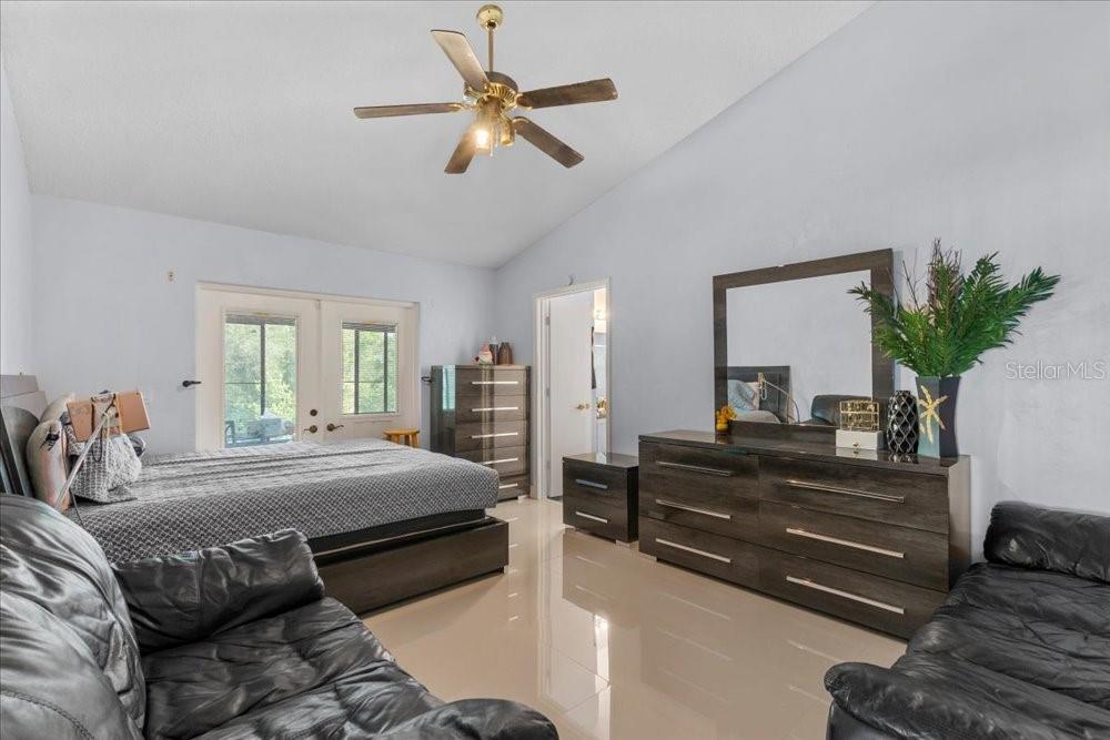 7045 Coral Cove Dr Property Photo 17