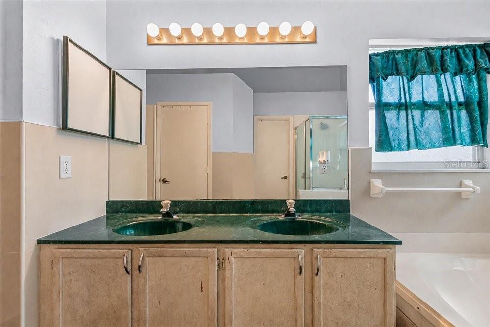 7045 Coral Cove Dr Property Photo 21