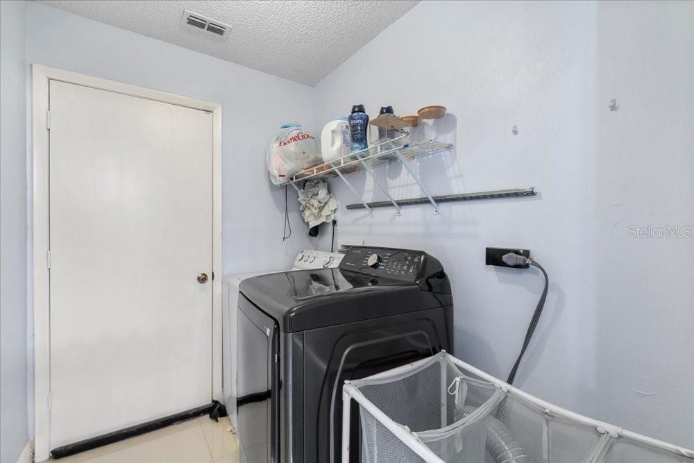7045 Coral Cove Dr Property Photo 27