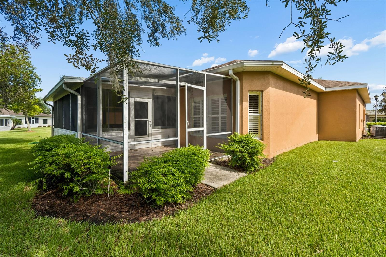 230 Bay Dr Property Photo 38