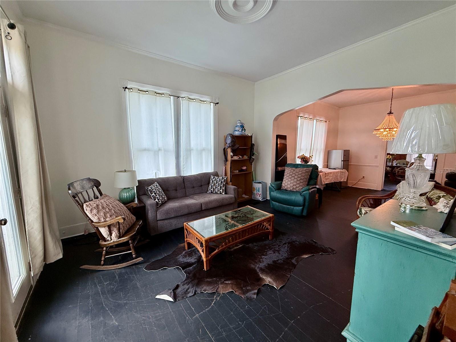 495 E Parker St Property Photo 18