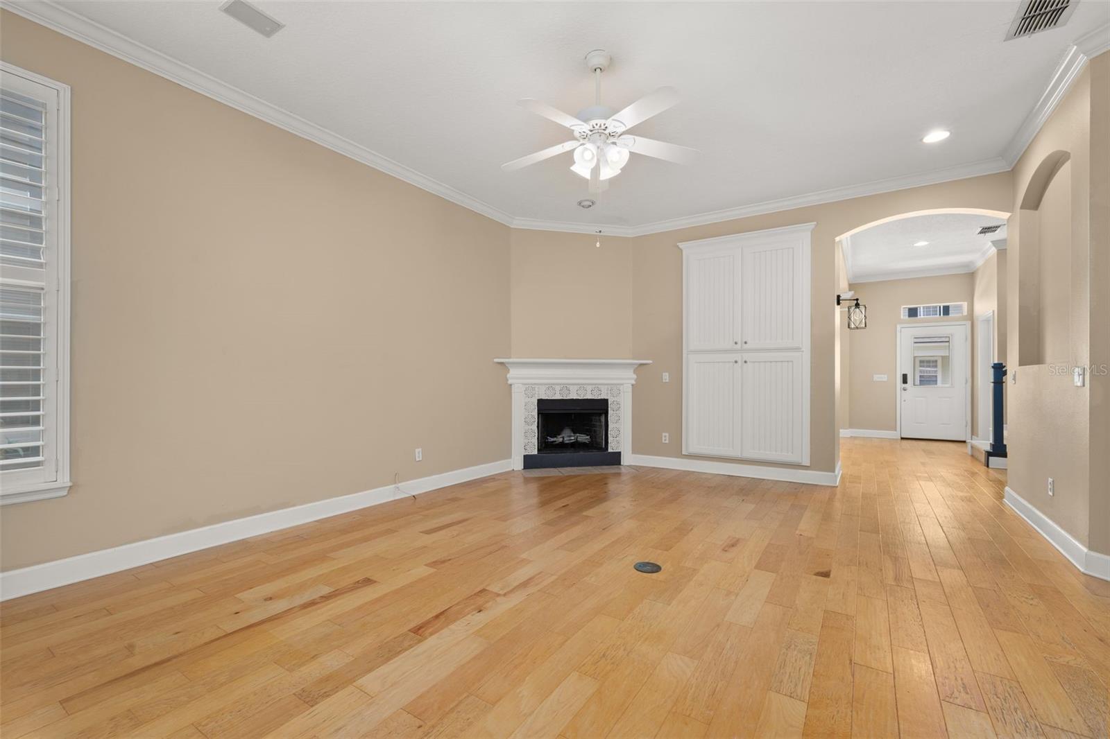 1024 Banks Rose St Property Photo 15