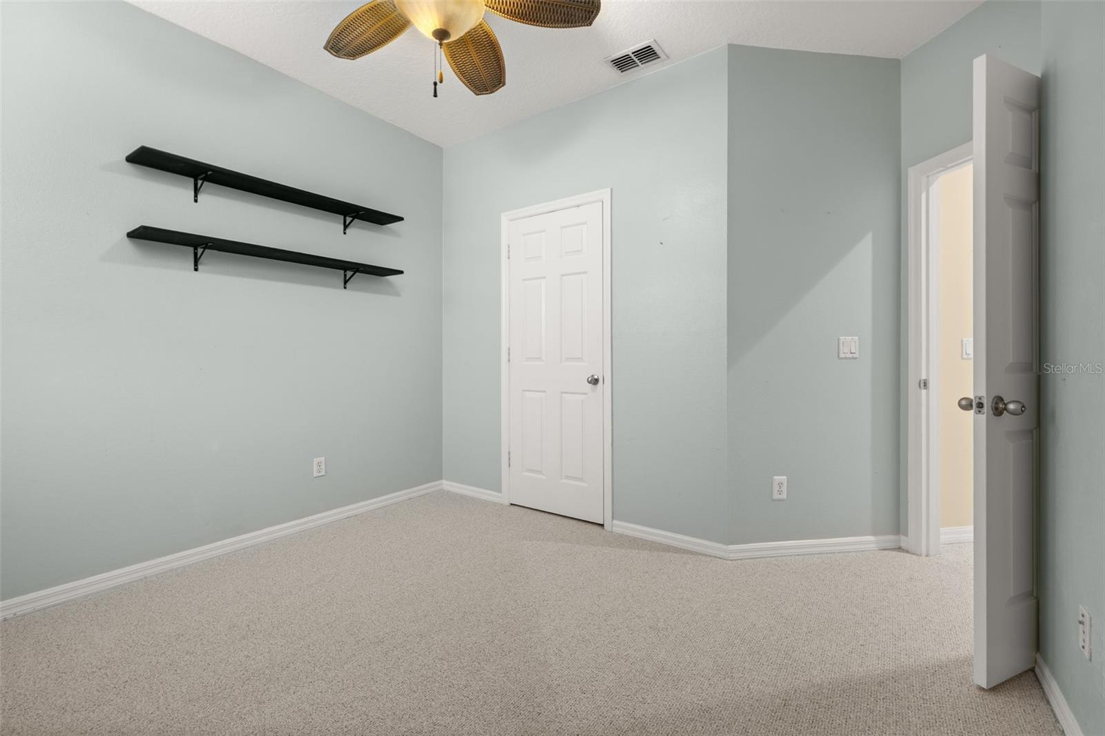 1024 Banks Rose St Property Photo 31
