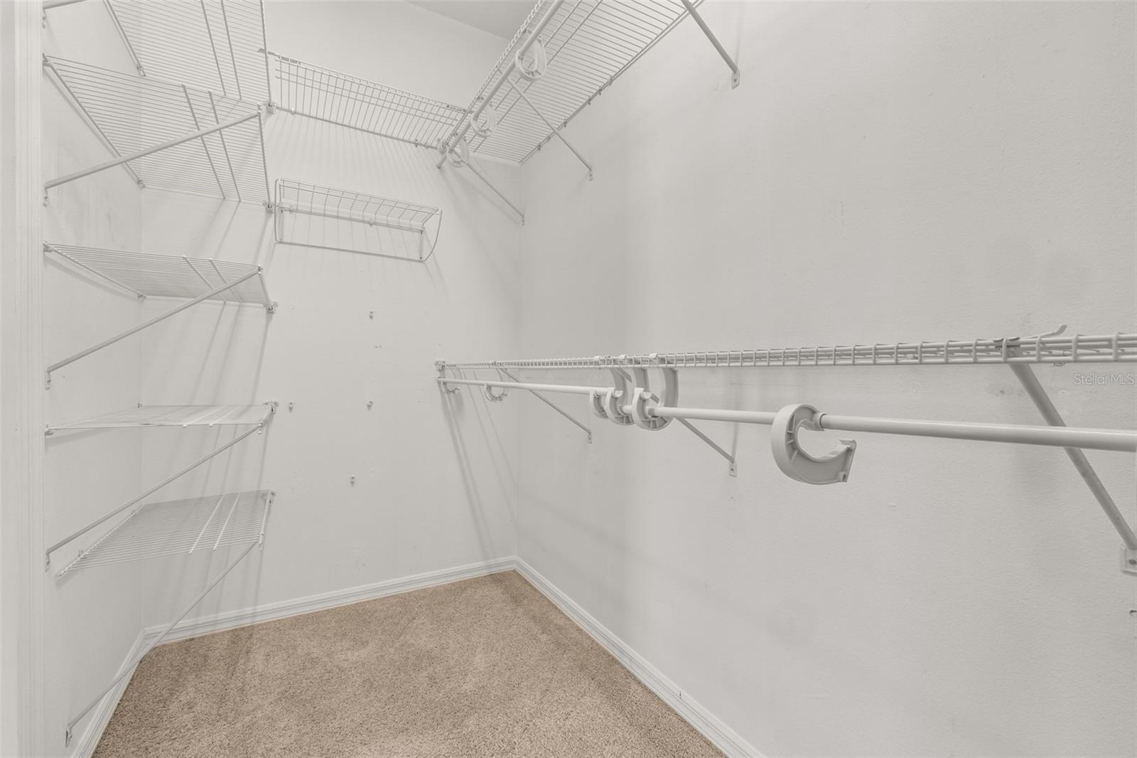 1024 Banks Rose St Property Photo 41