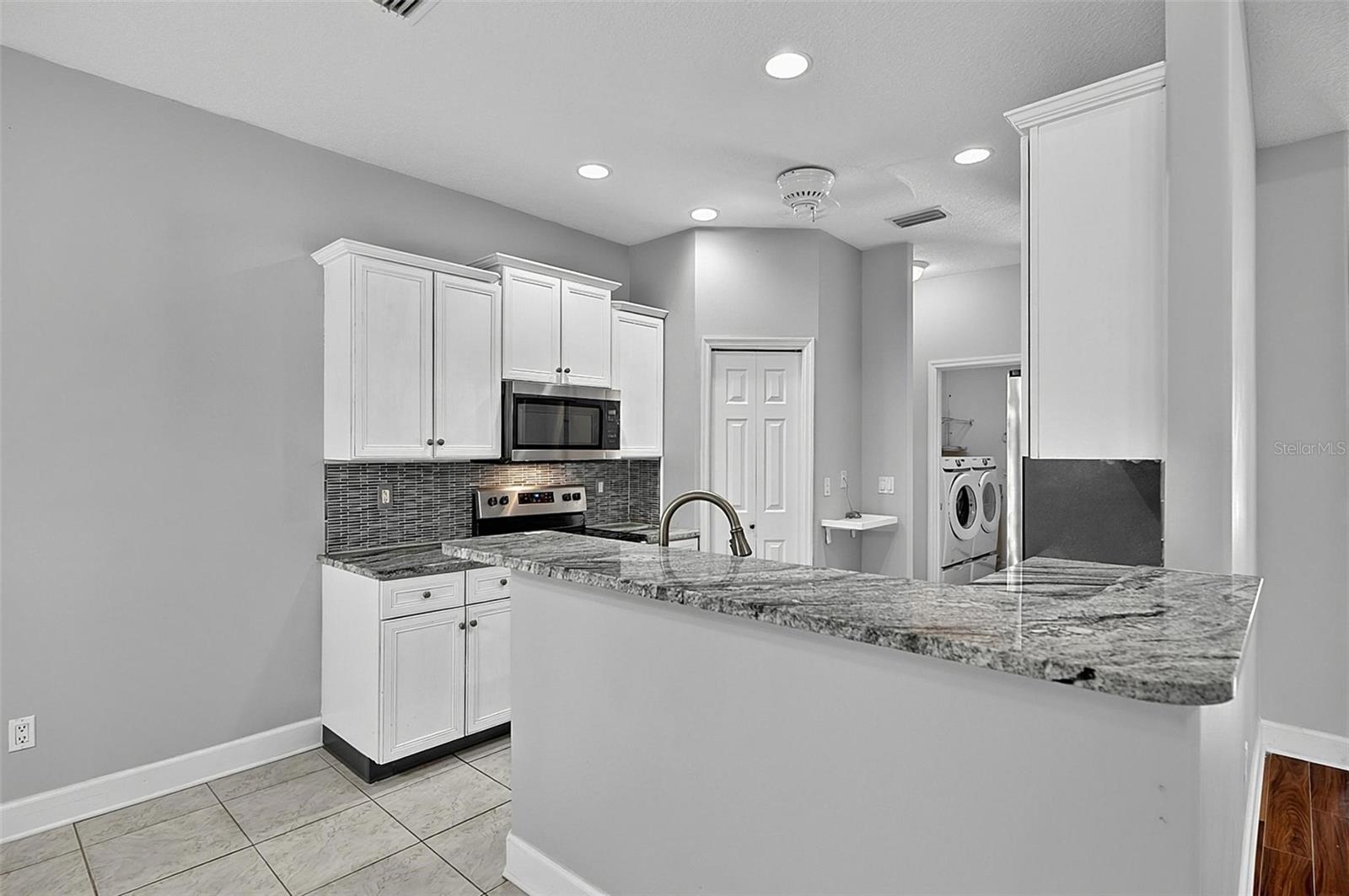 66 Ramblewood Dr Property Photo 11