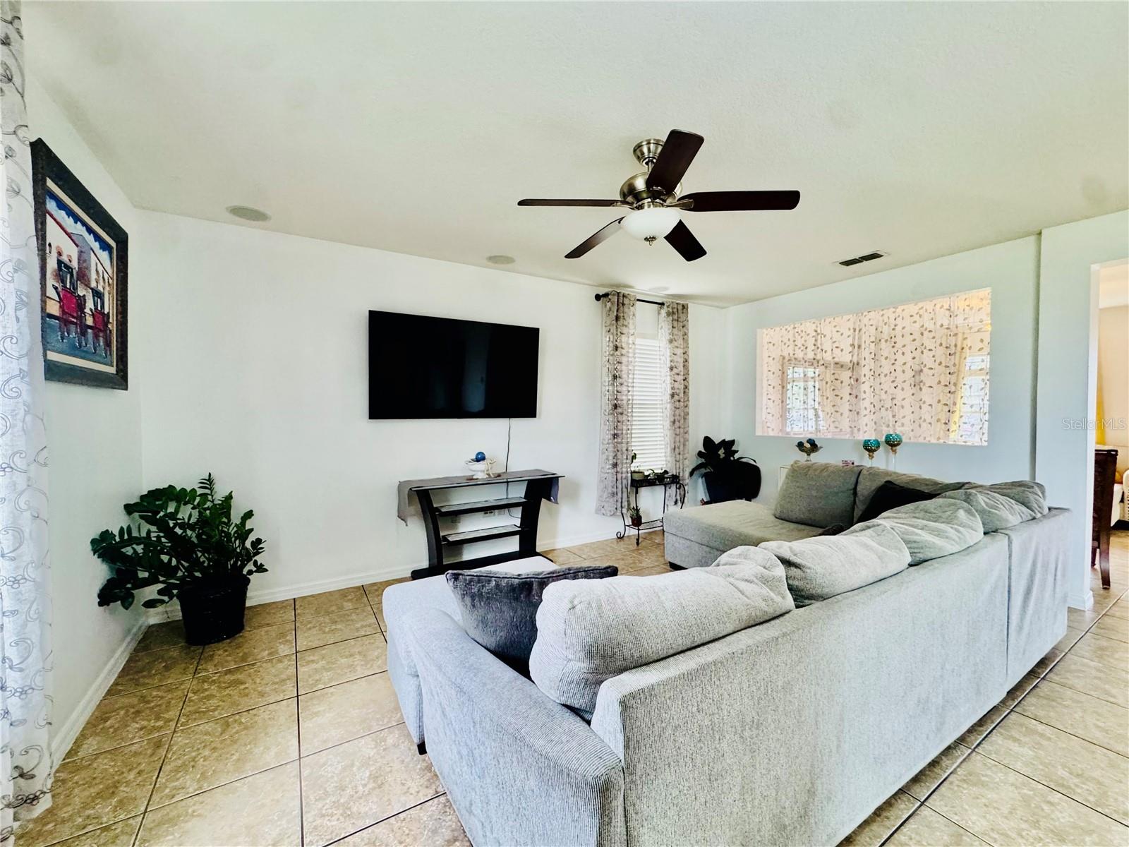 1868 Monte Cristo Ln Property Photo 11